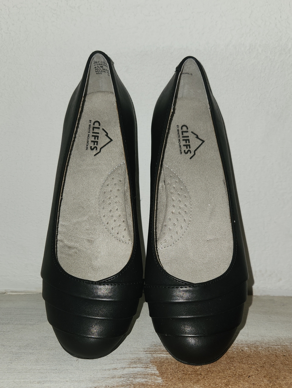 Women's Black Slip-On Ballet Flats